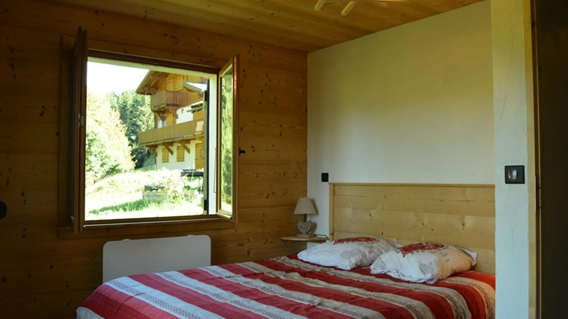 Chalet Cosy 6 Personnes, 80 M², Proche Pistes Et Village, Poele A Bois, Parking, Non Fumeur - Fr-1-733-145 Crest-Voland France